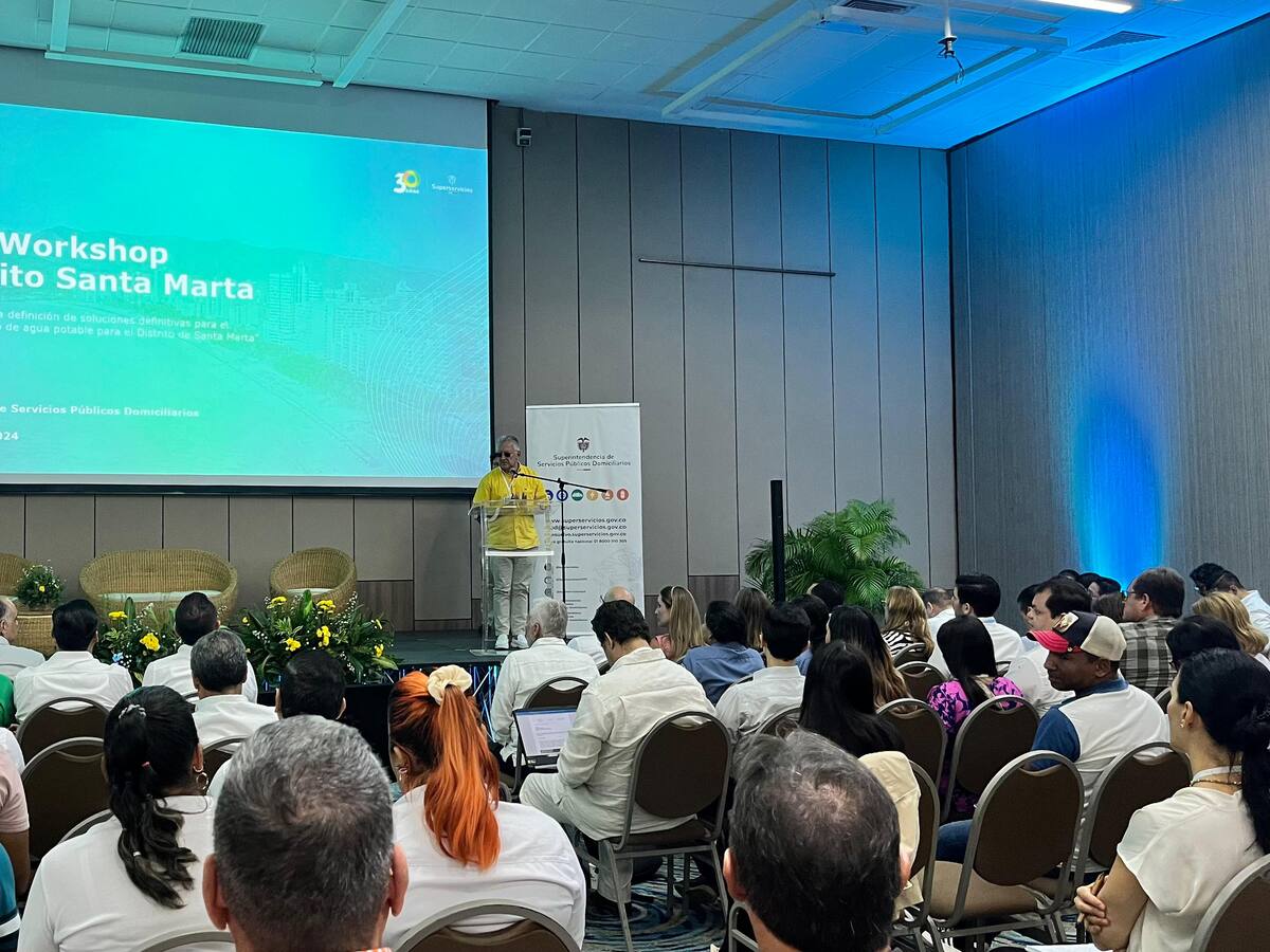 En Workshop de la Superservicios se evalúan 14 soluciones al desabastecimiento de agua
