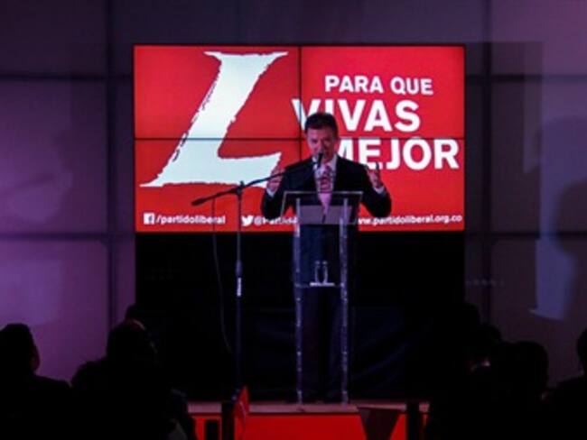 Partido Liberal entrega aval a Santos para que busque la reelección