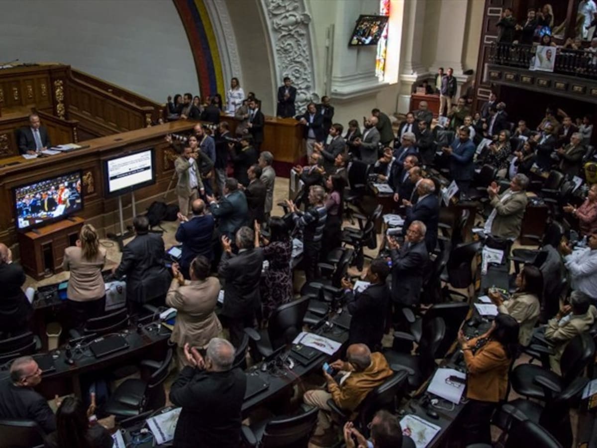 Ausencia democrática, así denominó portavoz del Partido Popular la política de Venezuela