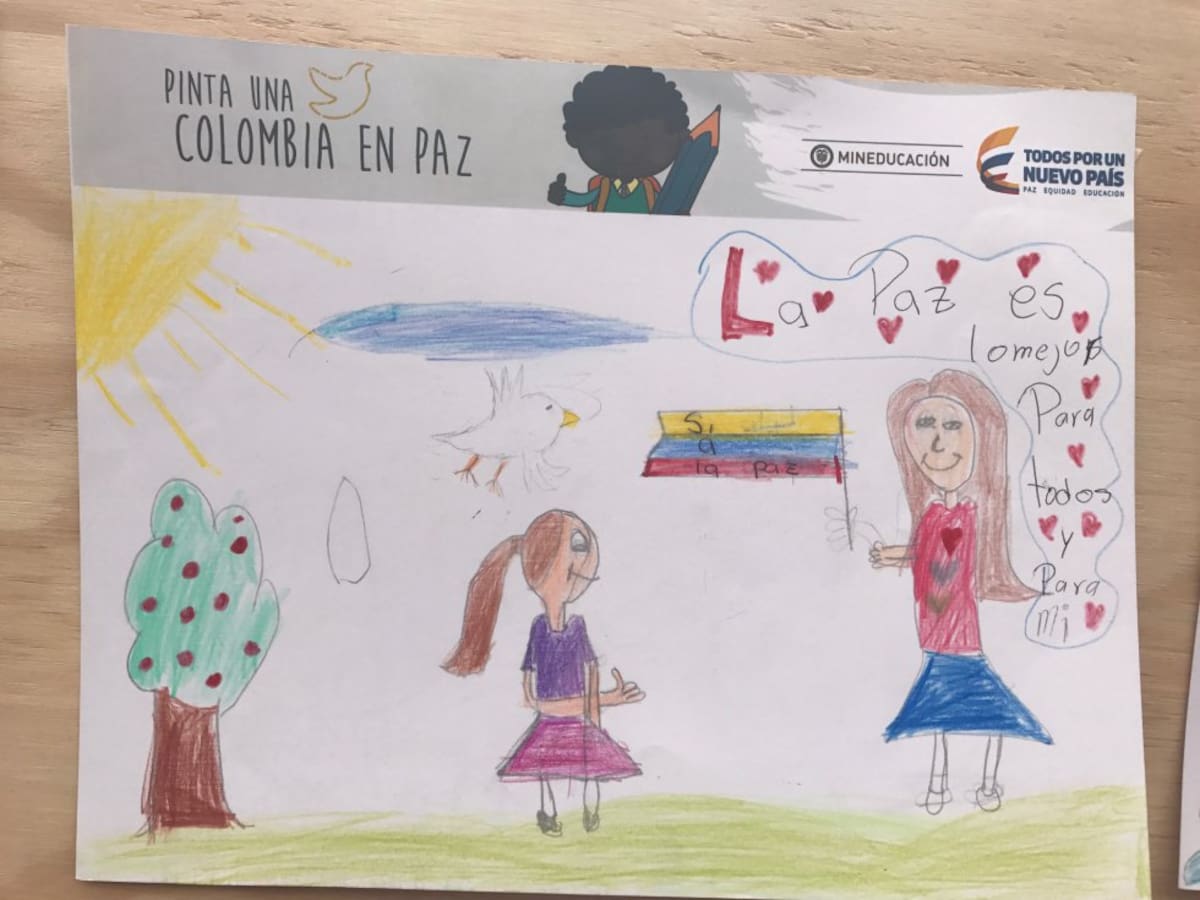 Fueron 15 niños entre los 2 y los 16 años de colegios oficiales del país quienes ganaron el concurso plasmando su visión del país en el posconflicto.