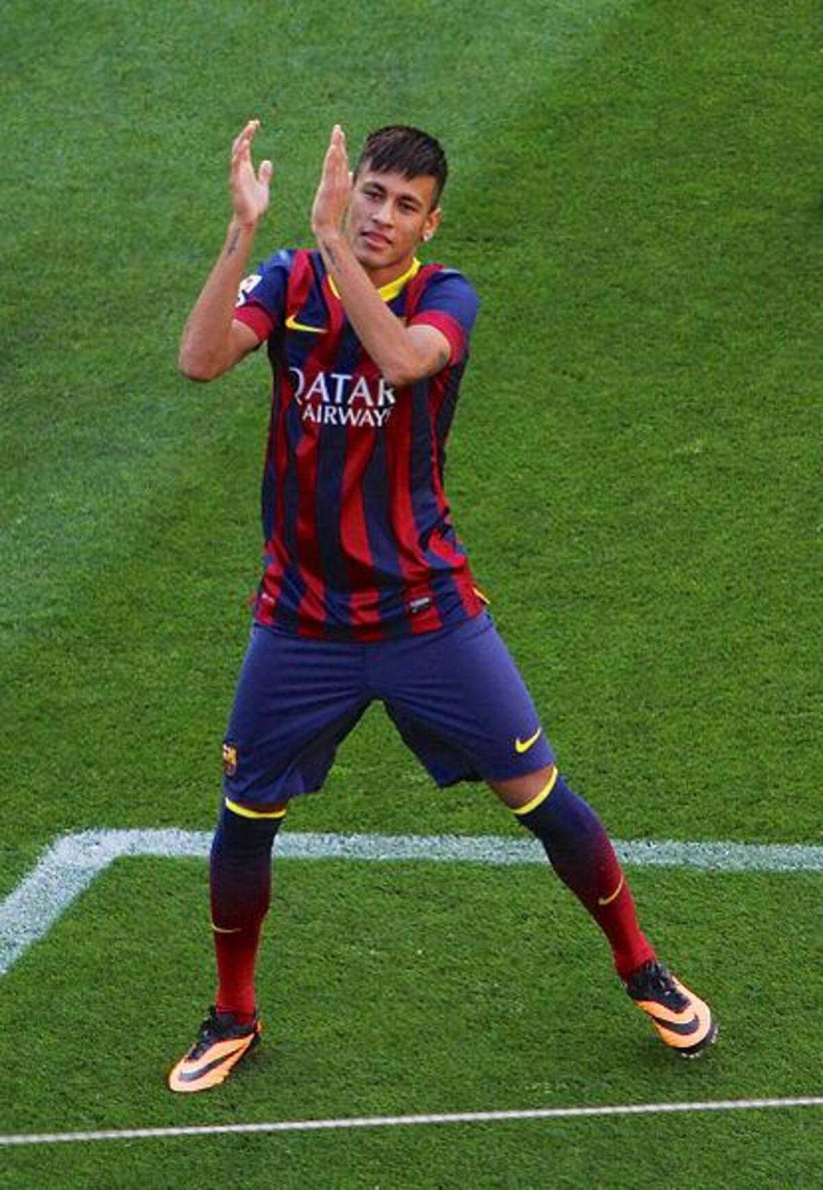 Neymar Junior/ @NeymarJR. 14,4 millones de seguidores. Foto: Basc catala/CC