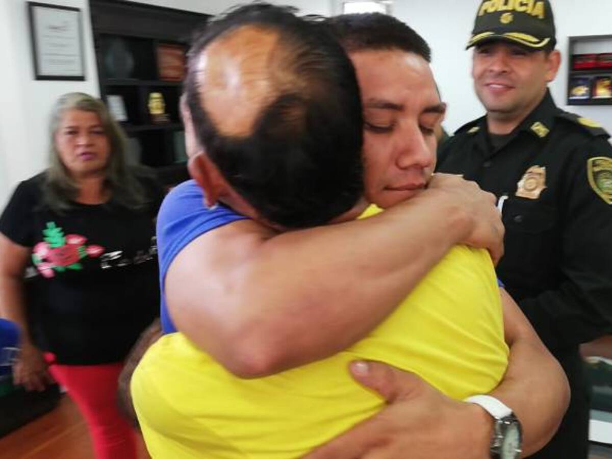 Policía ayudo a reencontrar familia en Ibagué