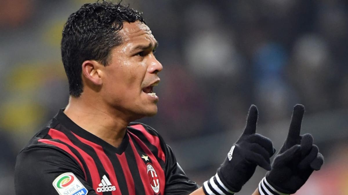 Bacca: "Tengo que presentarme al Milan, pero seguramente ahí no me quedaré"