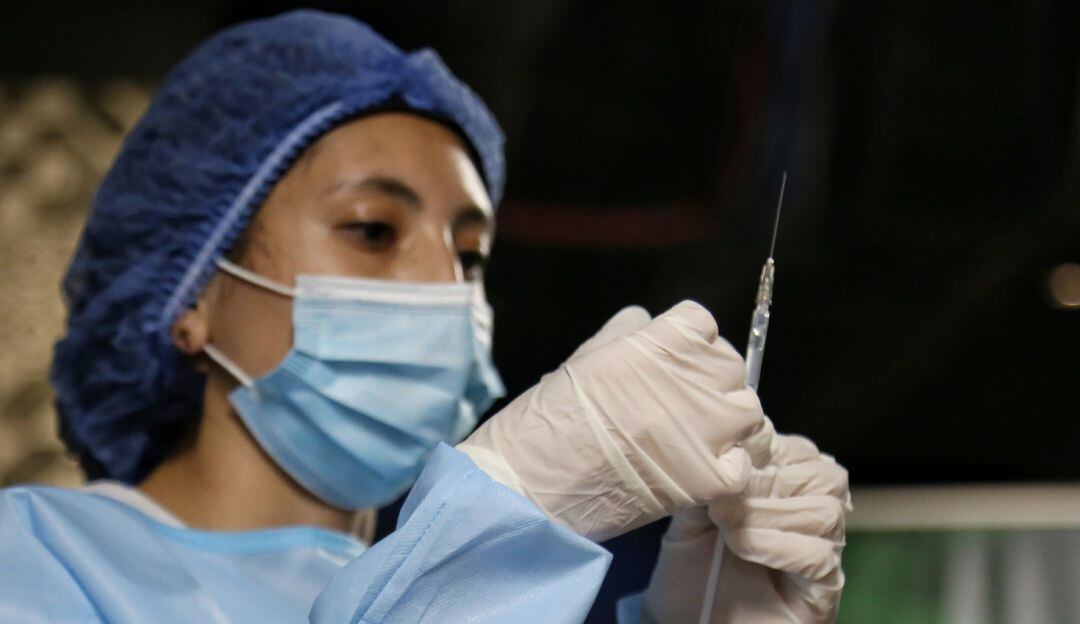 El talento humano en salud que no ha recibido el biológico deberá llamar a solicitar su cita, con el fin de dar celeridad al proceso