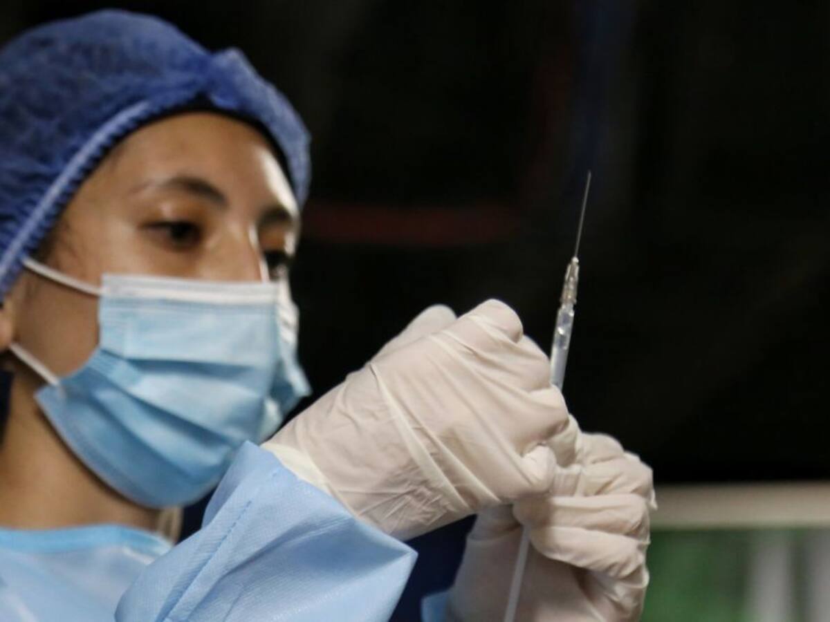 En Cartagena lanzan estrategia para vacunación del personal de la salud