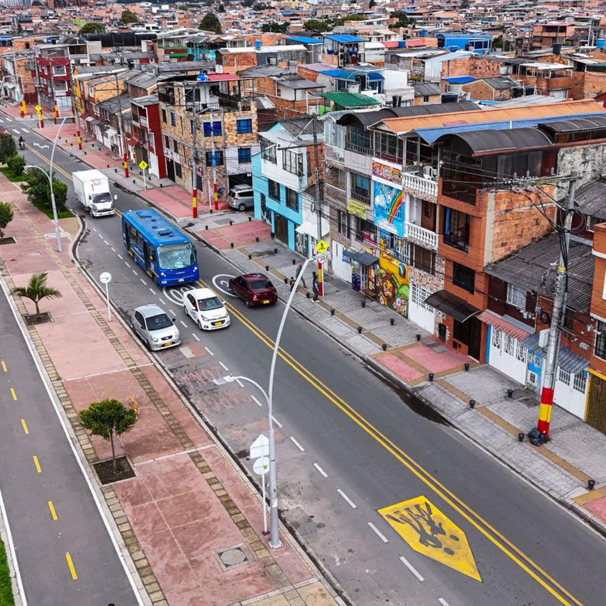 Tras dos años de retrasos, entregan obras de espacio público en alrededores del parque Gilma Jiménez
