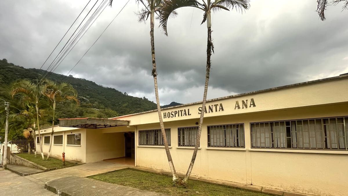 Reapertura Hospital Santa Ana