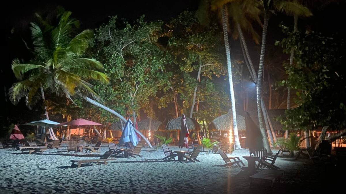 Bombillas luminarias en zona costera de Guachaca y Mendihuaca deberán ser retiradas