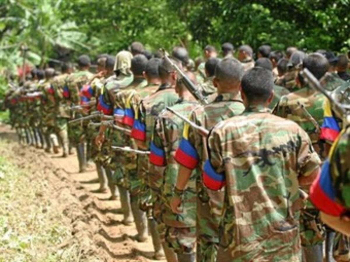 Tribunal de Justicia y Paz examina situación de 15 exparamilitares