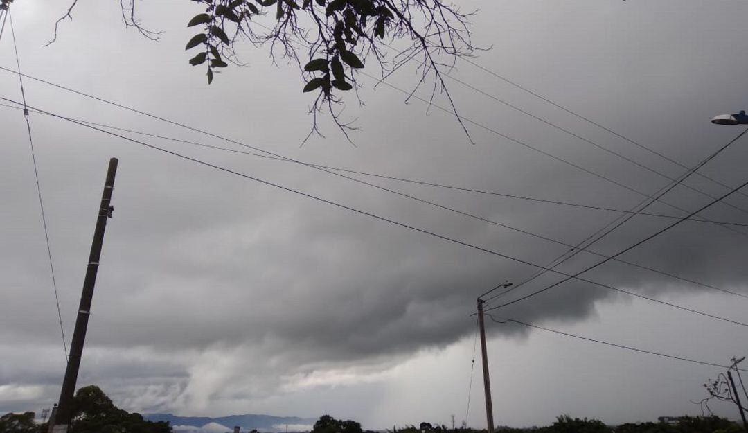 Cielo nublado en Armenia 