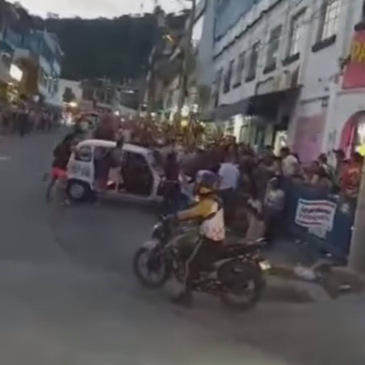Video: pánico en Barbosa por accidente durante el Festival del Río