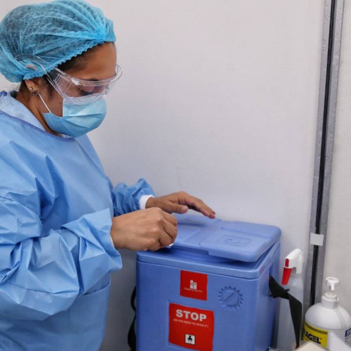 Llegó a Colombia nuevo lote de vacunas contra la COVID donadas por EE.UU.