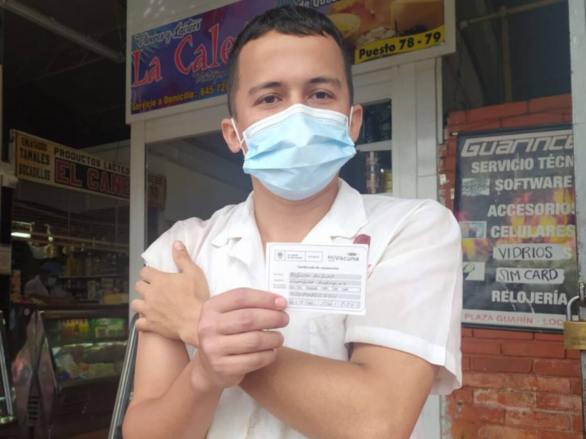 Requisitos para vacunar a menores de 15 a 17 años