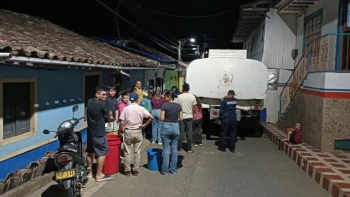 Belalcázar, Caldas completó dos días sin suministro de agua por daños en el acueducto