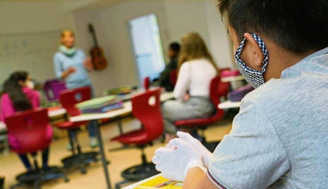 Asopadres no aprueba reinicio de clases presenciales