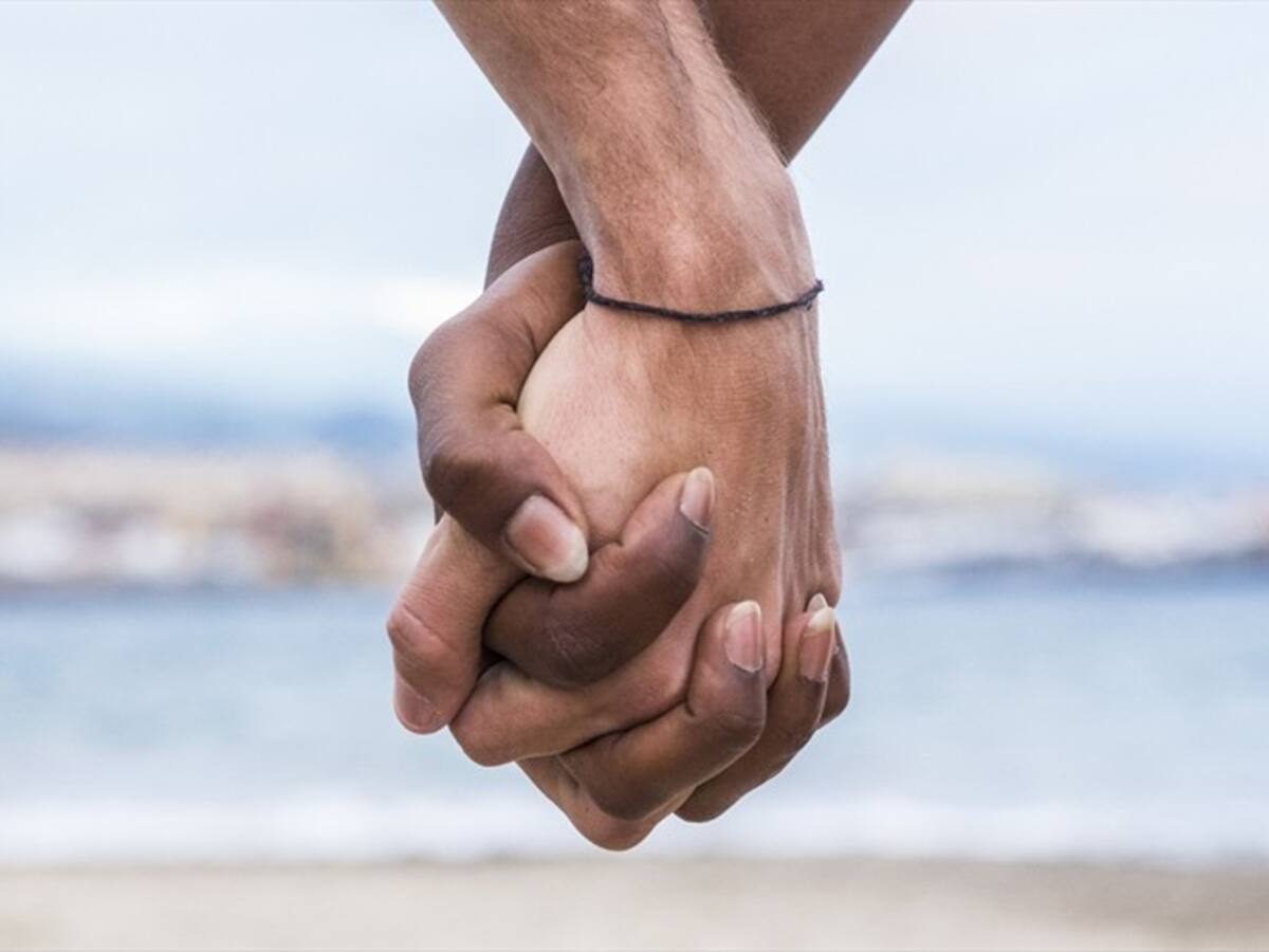 Sociólogo cuestiona informe que dice que estadounidenses de origen europeo no son blancos