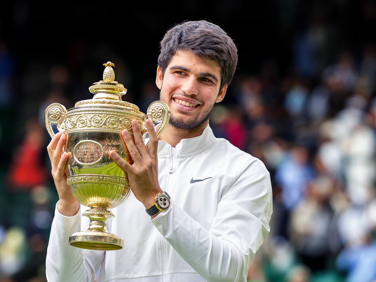 Carlos Alcaraz vence a Novak Djokovic y conquista su primer Wimbledon