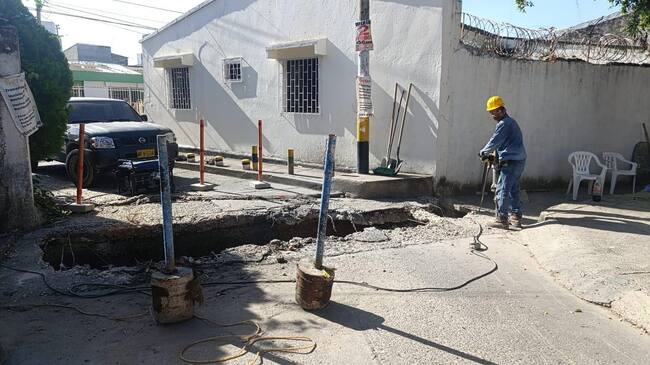 Alcaldía interviene puente deteriorado en el barrio Buenos Aires tras clamor ciudadano