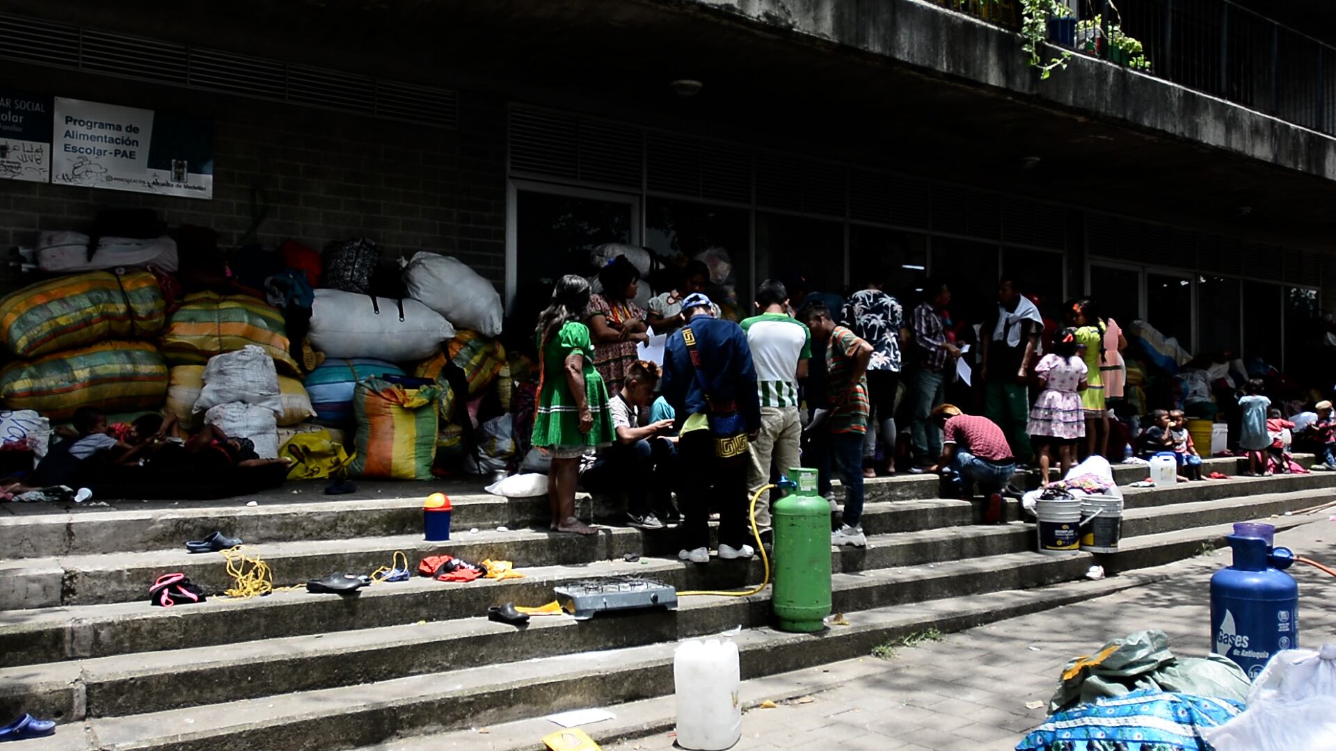 Indígenas foto Alcaldía de Medellín