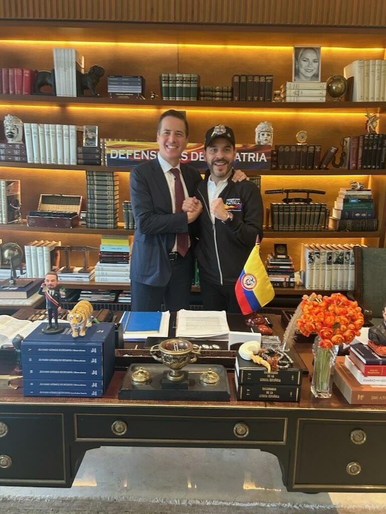 Bernie Moreno se reunió con Abelardo De La Espriella en Puerto Colombia y abordó tema migratorio