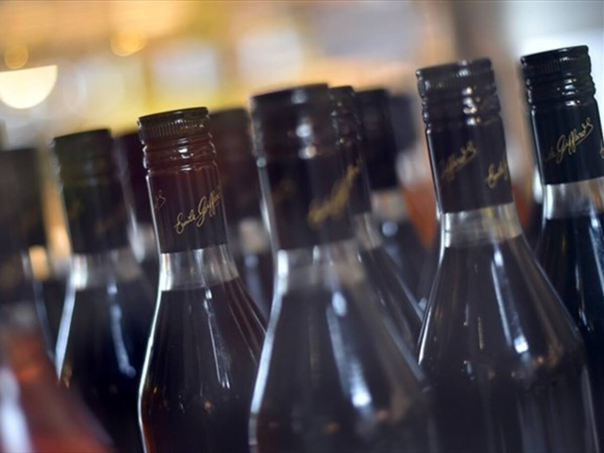 Importadores y Gobierno buscan acordar metodología para establecer precios de licores