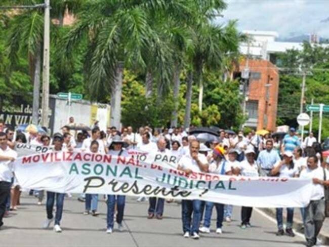 Contraloría pide declarar ilegal el paro judicial