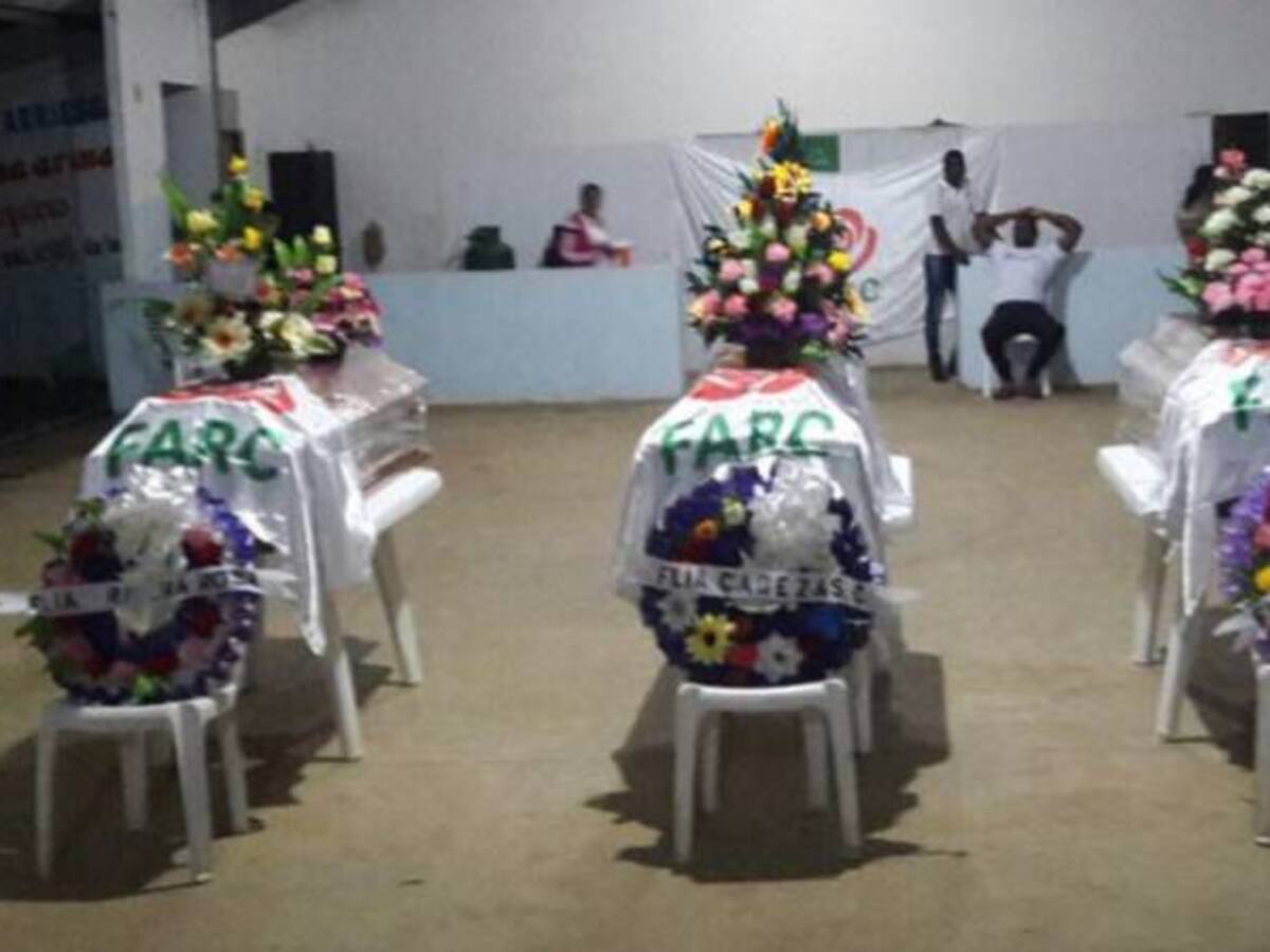 Entregan restos de ex miembros de las Farc asesinados por el Eln