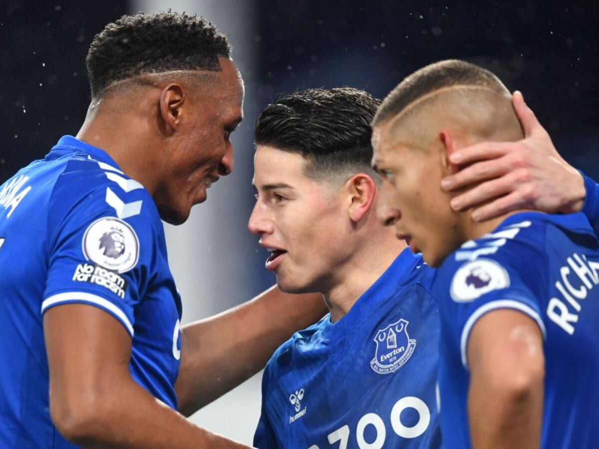 Con James como figura, Everton empató ante el Leicester City