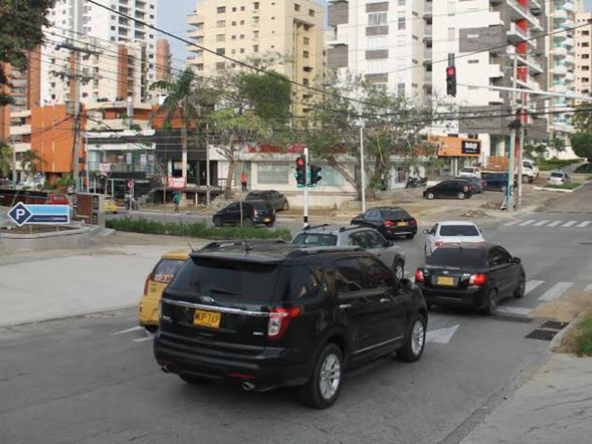 Habilitan nuevo cruce con semáforo en el norte de la ciudad