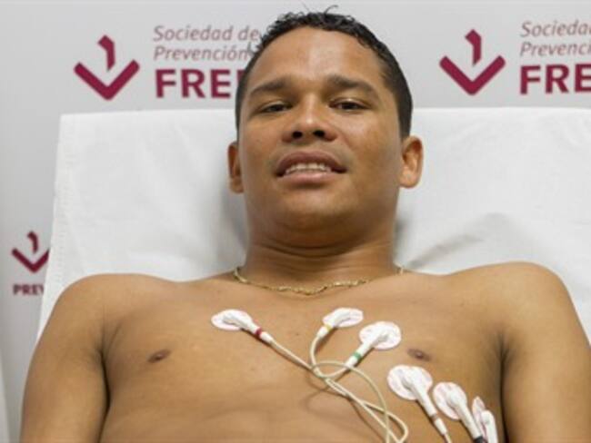 Carlos Bacca superó el reconocimiento médico y se unirá a los entrenamientos de Sevilla