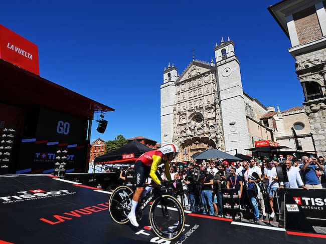 Vuelta a España 2026: Cuando inicia, recorrido y posibles candidatos para ganar la camiseta roja (Photo by Tim de Waele/Getty Images)