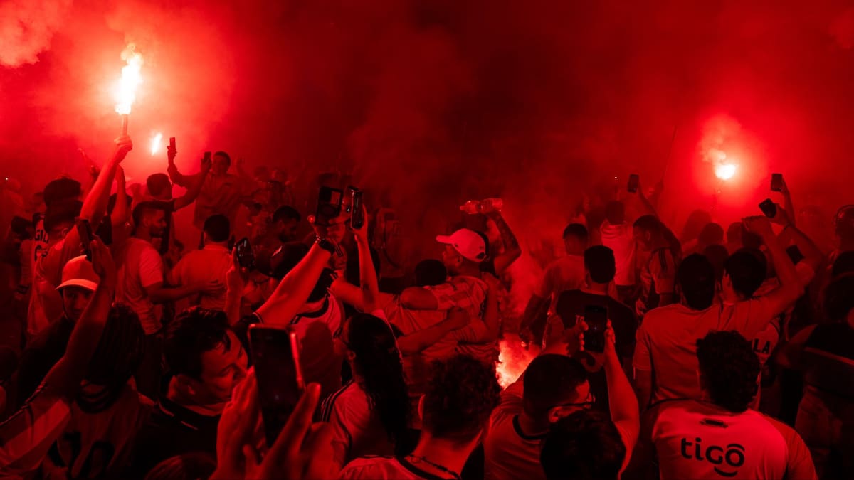Barranquilla recibió en una noche de fiesta al Junior campeón