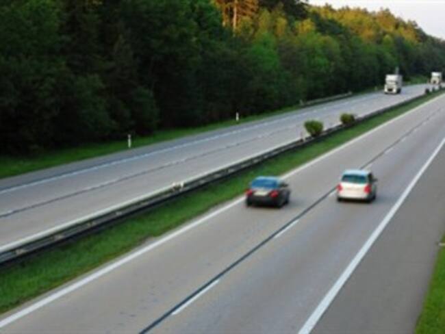El gobierno garantizó recursos para Autopistas de la Prosperidad