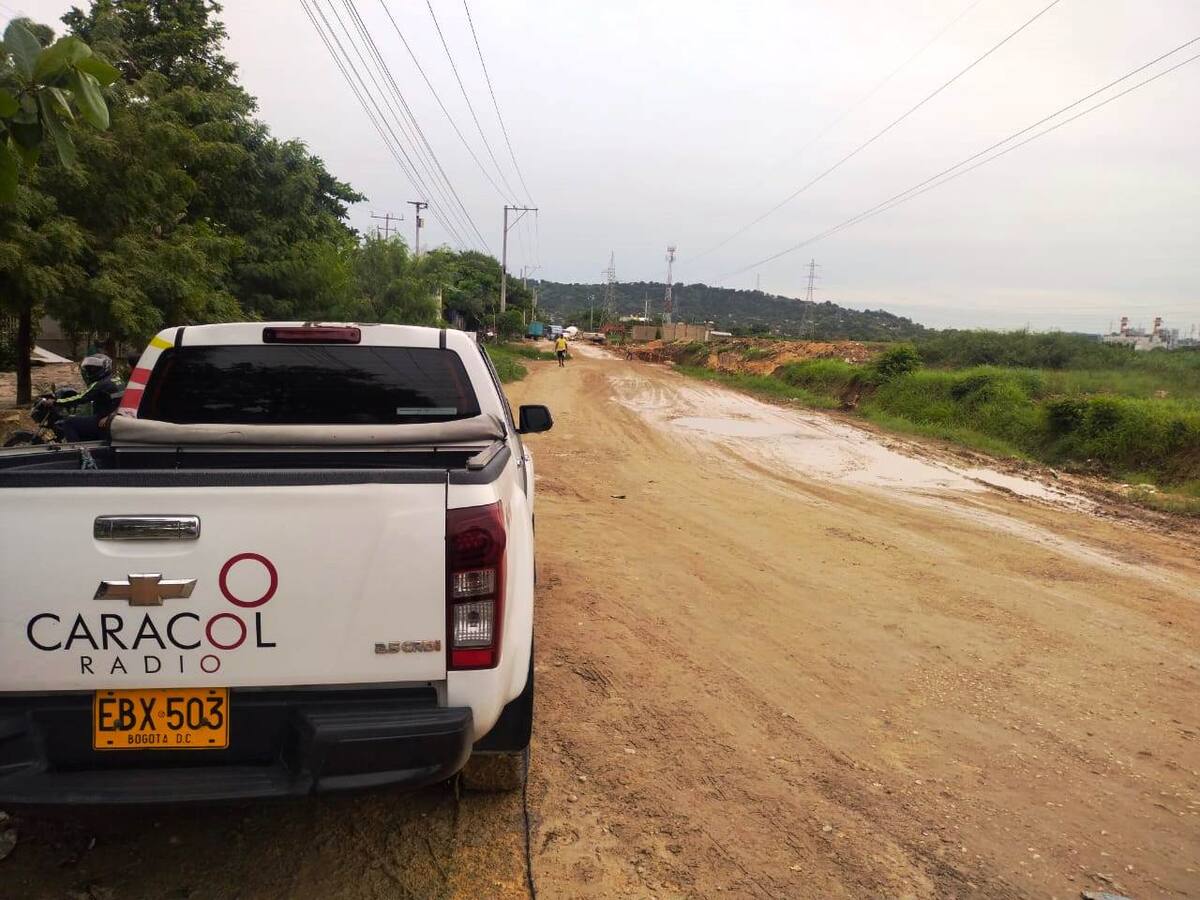 Se vence prórroga de pavimentación de vía Policarpa y avance de obra no supera el 30%