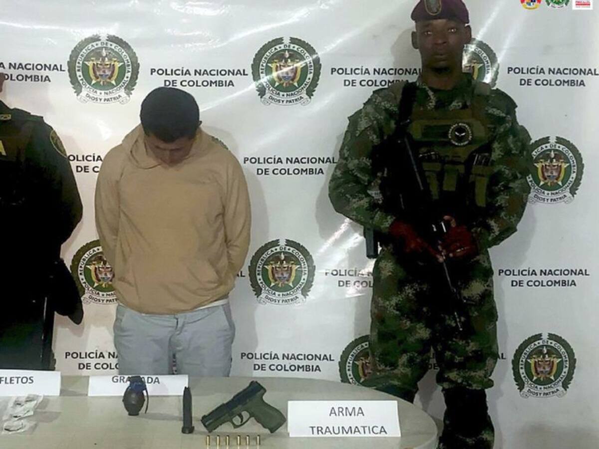 Capturado con panfletos extorsivos y elementos de guerra en Algeciras