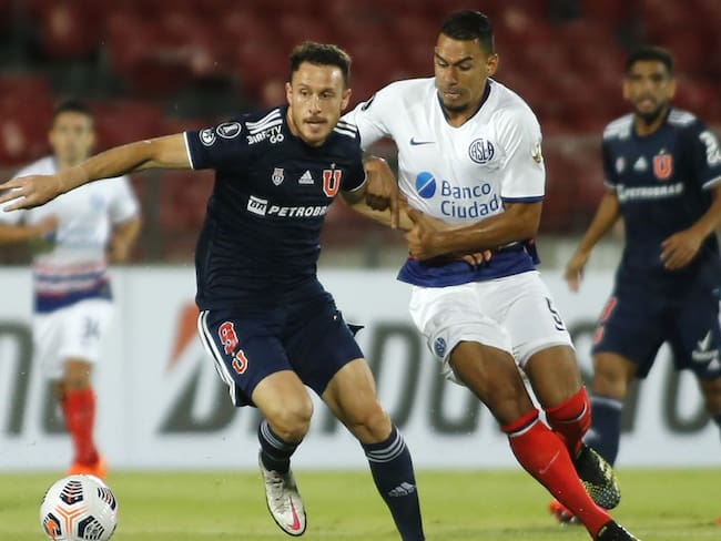 Yeison Gordillo figura con San Lorenzo en Copa Libertadores ante U de Chile.