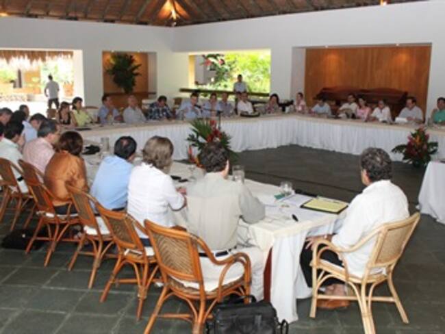 Juan Manuel Santos y su equipo definen estrategia de Gobierno