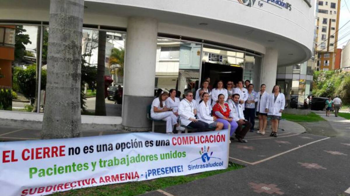 Triste navidad para médicos que prestan el servicio a Cafesalud porque no les pagaron los salarios en Armenia