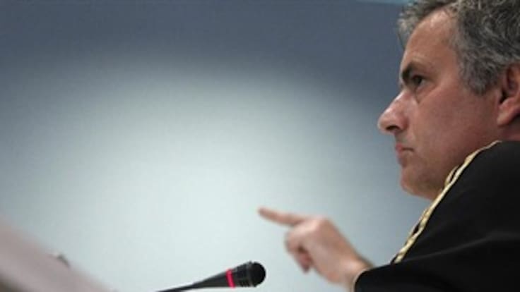 Mourinho pide que le critiquen a él y no a sus jugadores