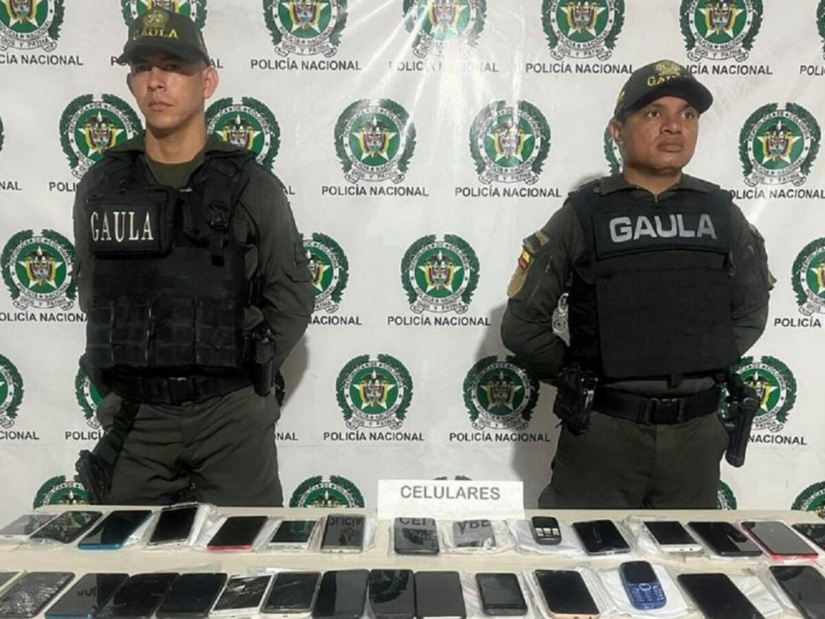 Autoridades hallan 38 celulares en dos cárceles de Barranquilla