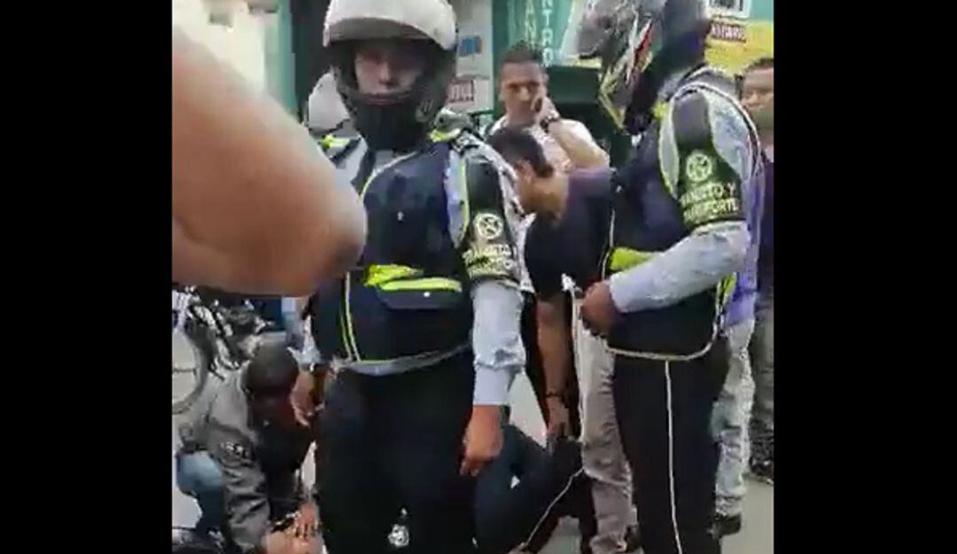 Ataque a guardas de tránsito