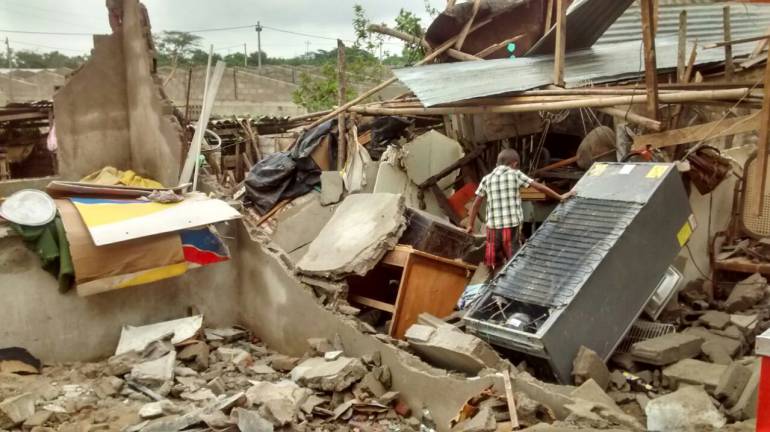 Estragos que causo vendaval en varias poblaciones del Atlántico.