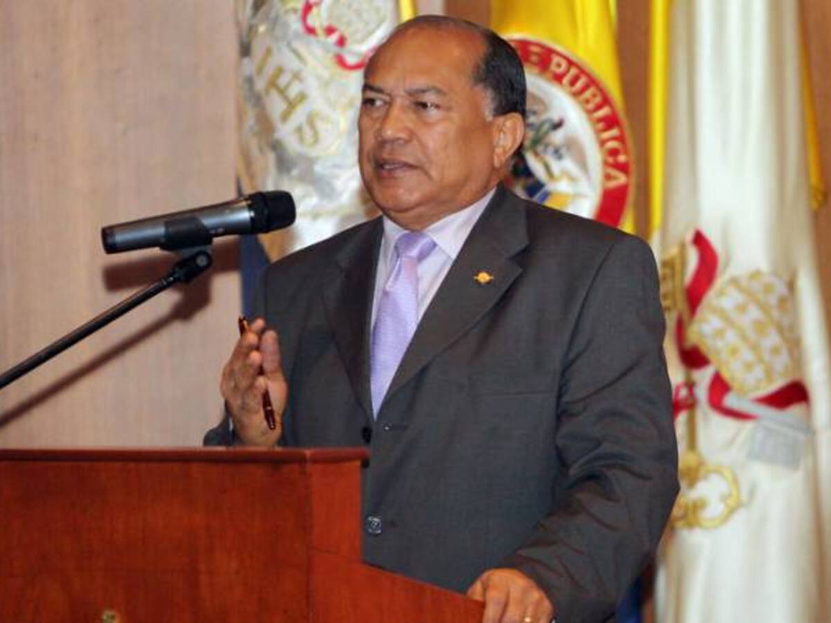 El pecado original de Reficar fue entregarlo a Glencore: Amylkar Acosta