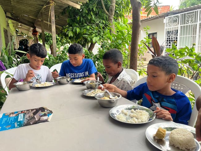 3.600 personas beneficiadas con ollas comunitarias luego de fuertes lluvias