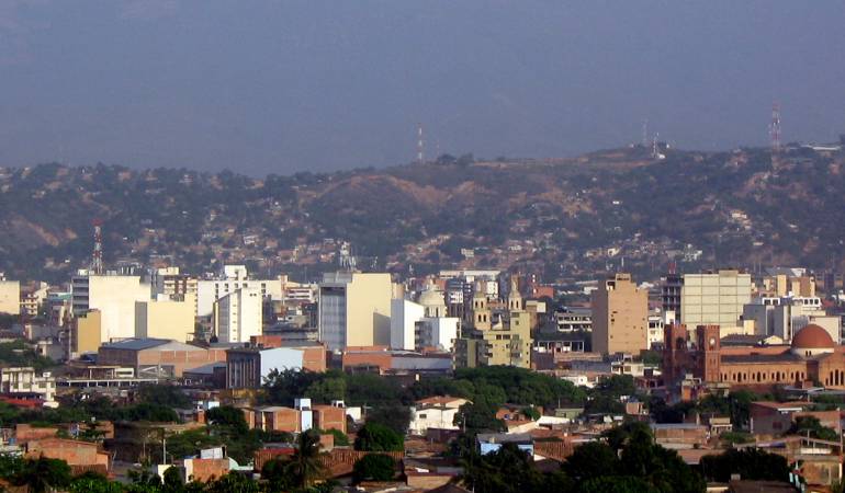 Anuncian renuncias masivas