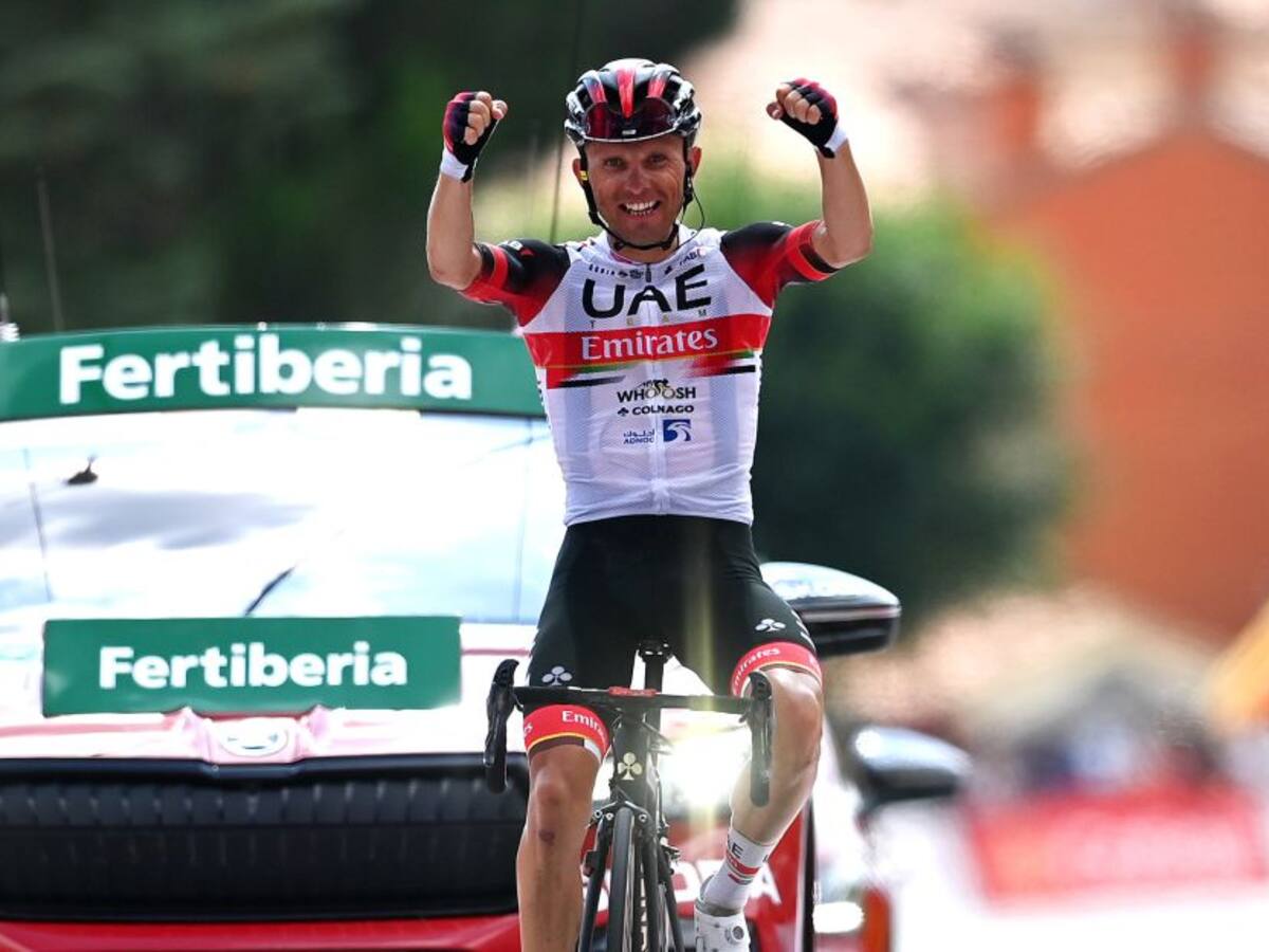 Rafał Majka ganó la etapa 15 de La Vuelta y los favoritos no atacaron