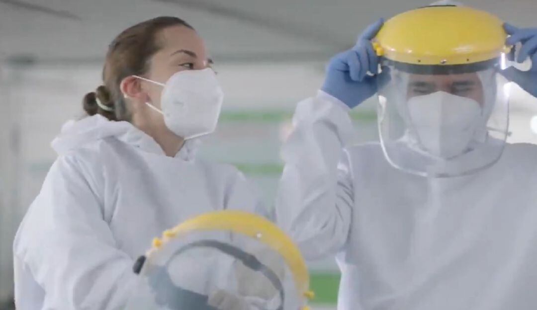 Bajan muerte por COVID