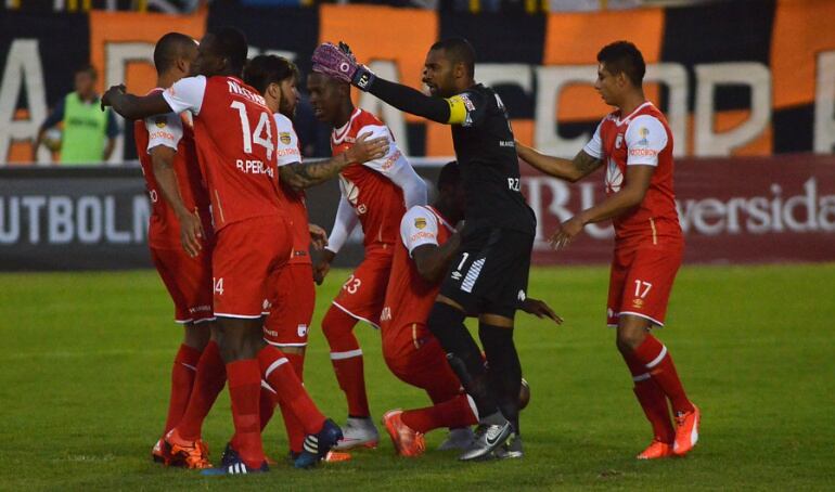 Santa Fe enfrentará a Oriente Petrolero en la fase previa de la Copa Libertadores