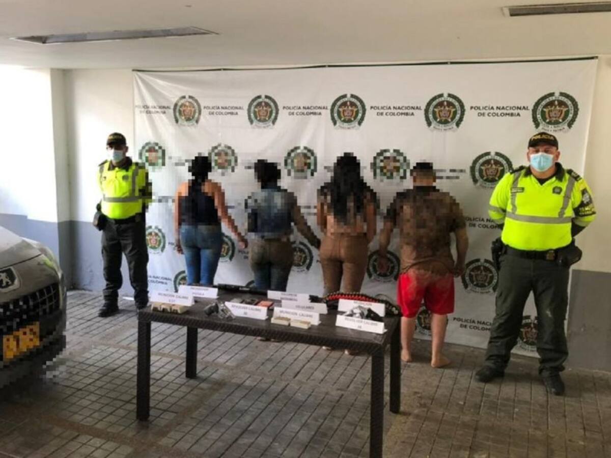 Atrapan a cuatro personas con armas y balas en Melgar