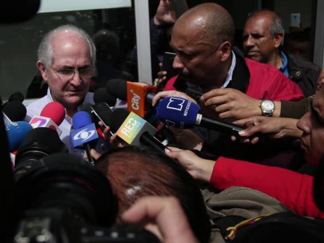 Asilo a España no está planteado: Oriette Ledezma